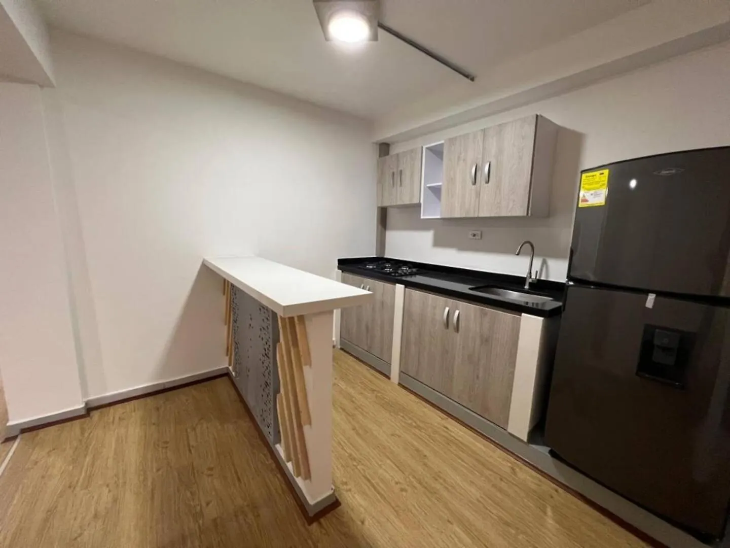 Apartamentos En Granada Y Santa Monica Residential Cali